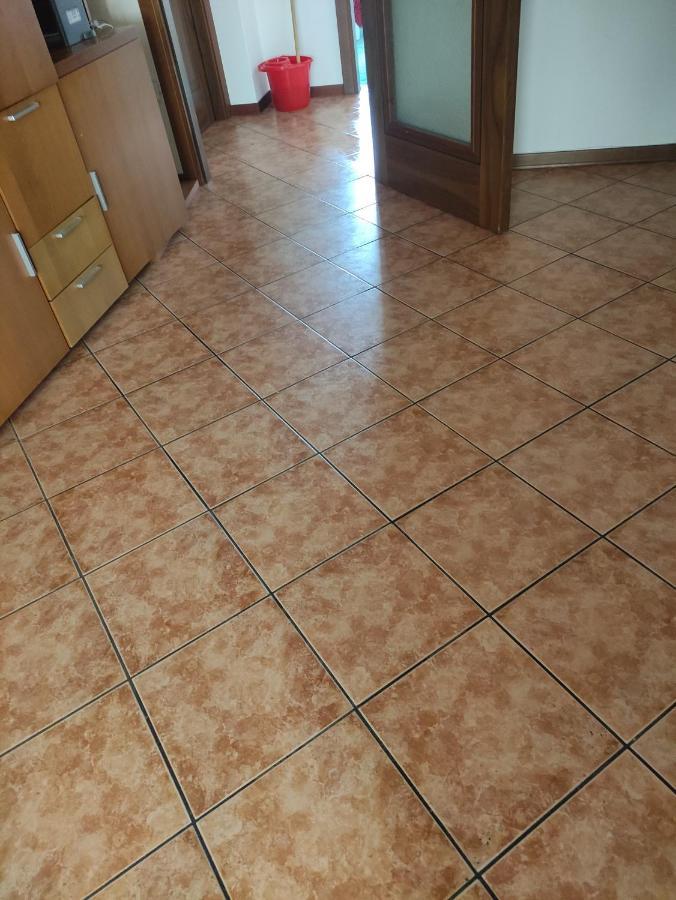 מסטרה Cozy Room With Queen Bed 温馨双人大房间 מראה חיצוני תמונה